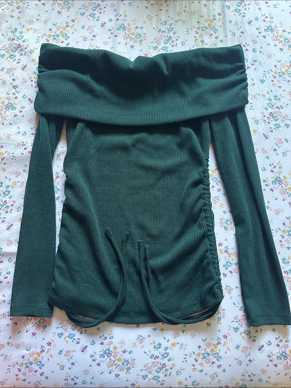 Y2K Off-Shoulder Long Sleeve Top
